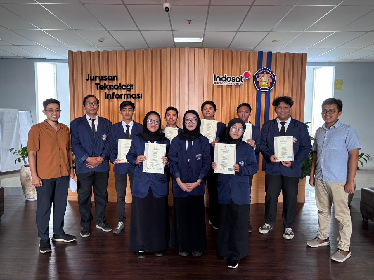 Yudisium Kelulusan D2 Pengembangan Piranti Lunak Situs Jurusan Teknologi Informasi