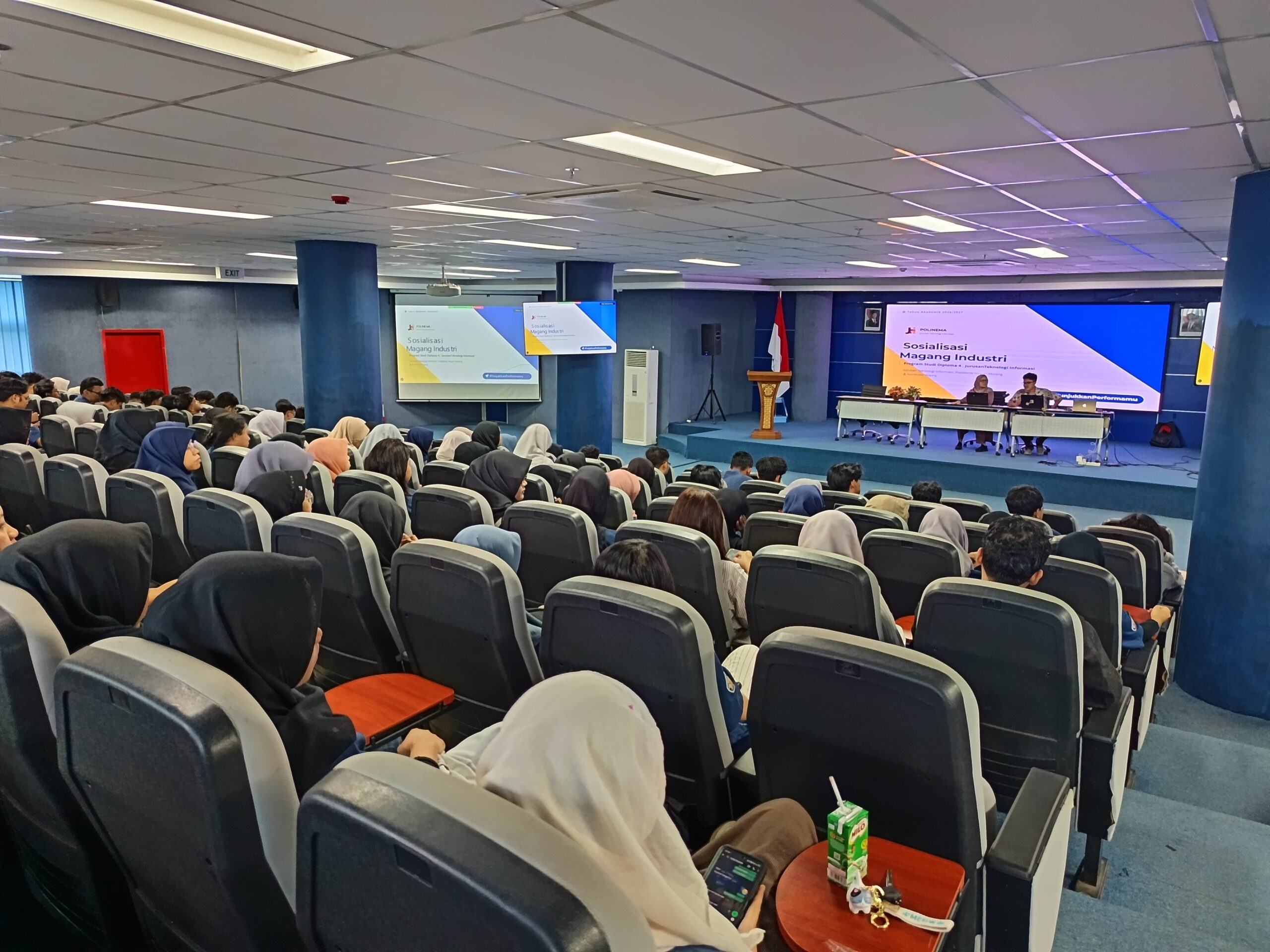 Jurusan Teknologi Informasi Mengadakan Kegiatan ” Sosialisasi Magang Industri ” yang diikuti oleh Mahasiswa Tingkat 3